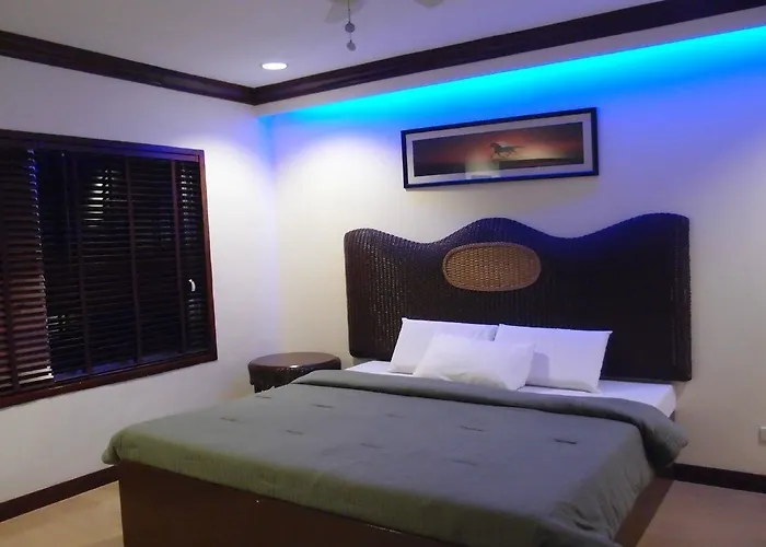 Resort Bluefins 3*