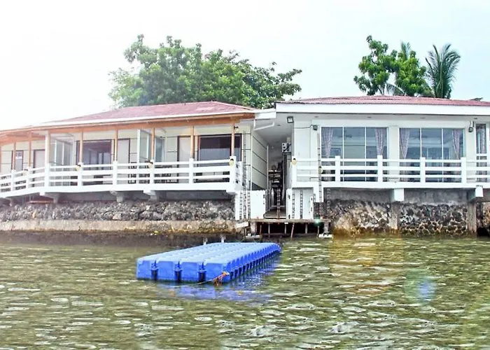 Resort Bluefins 3*