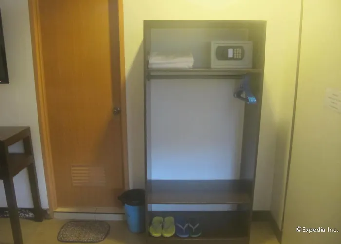 Resort Bluefins